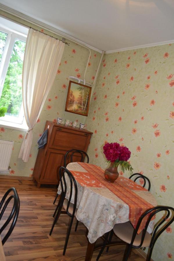 Apartamento Квартира Двохкімнатна Фонтан Kamianets-Podilskyi Exterior foto