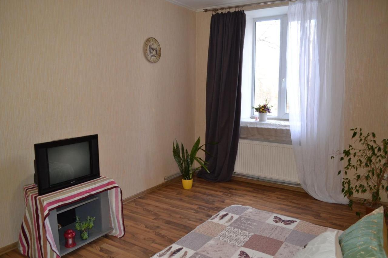 Apartamento Квартира Двохкімнатна Фонтан Kamianets-Podilskyi Exterior foto